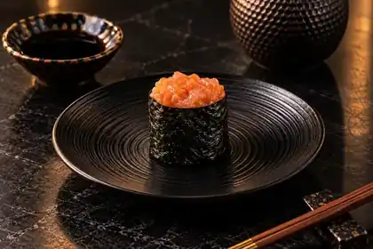 Sake Gunkan 1 Pcs.